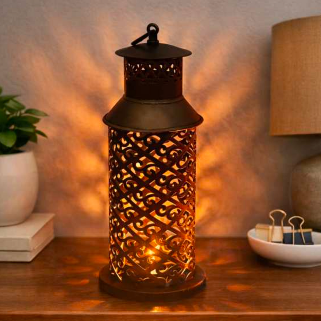 Filigree Pattern Cutout Tealight Holder – Elegant Decorative Table & Floor Décor