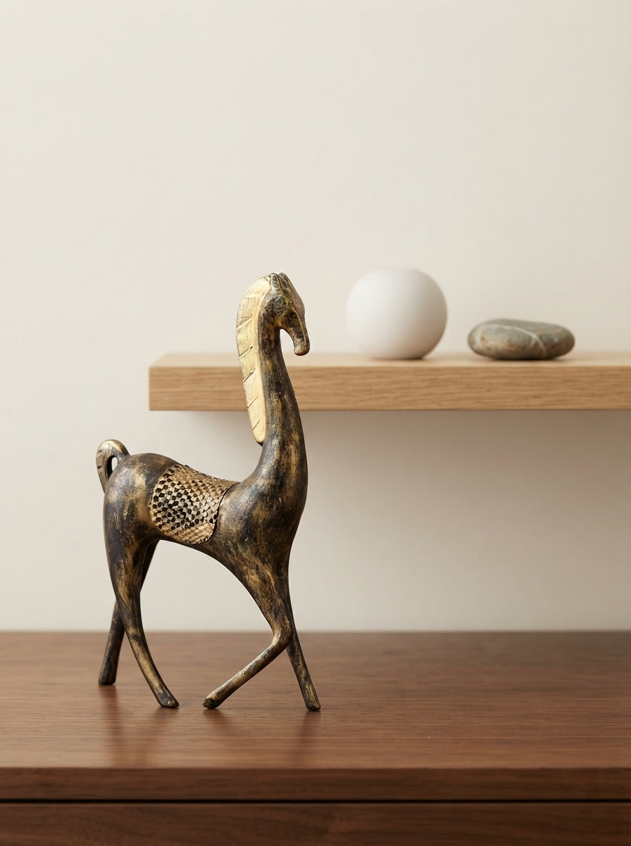 Bronze Gold Modern Giraffe Statue | Sculptural Decor