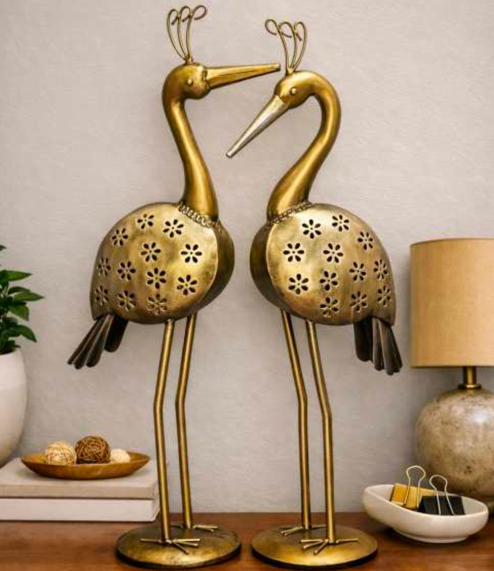 Floral Cutout Crane Table Décor – Elegant Artistic Accent for Modern Interiors