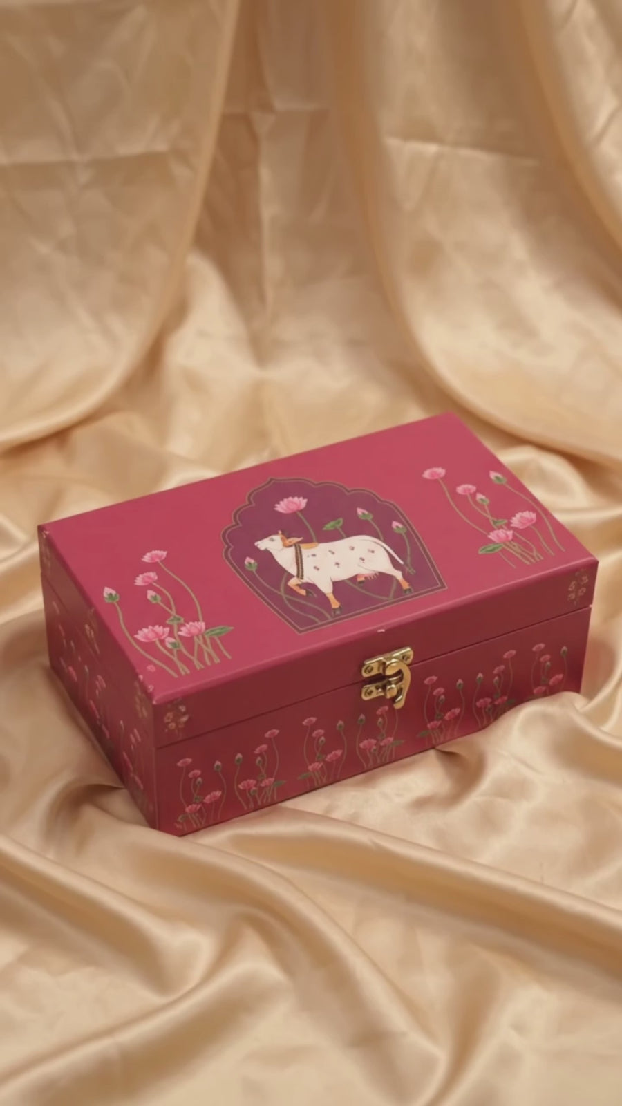 Pink Pichwai Cow Gift Box with 2 Glass Jars | Diwali Hamper